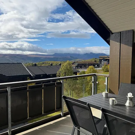 Bright 2-bedroom With Terrace And Fireplace Holiday home Beitostolen