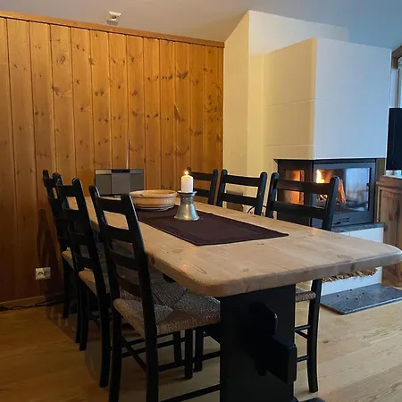 度假居 Bright 2-bedroom With Terrace And Fireplace